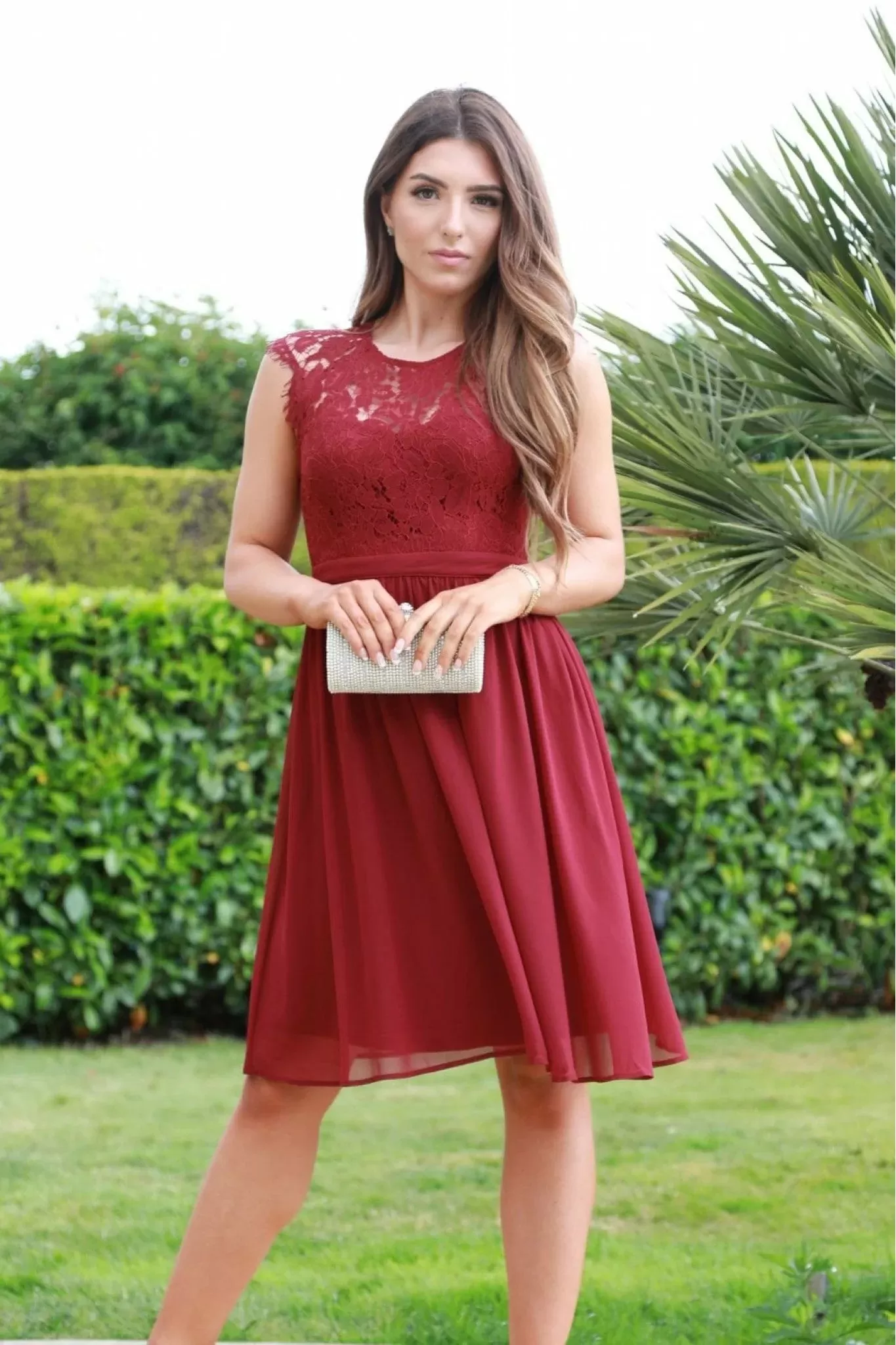 Double Second Red Scallop Edge Sleeveless Lace Dress