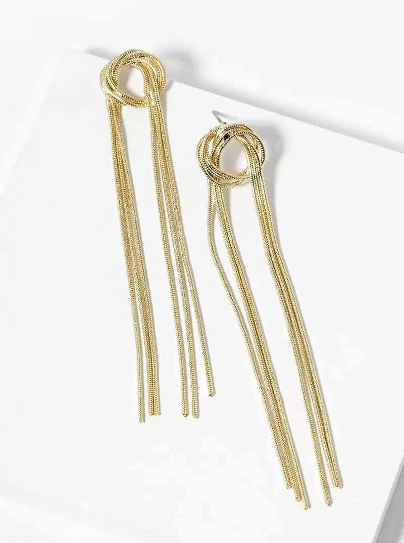 Gold Knot Dangling Earrings