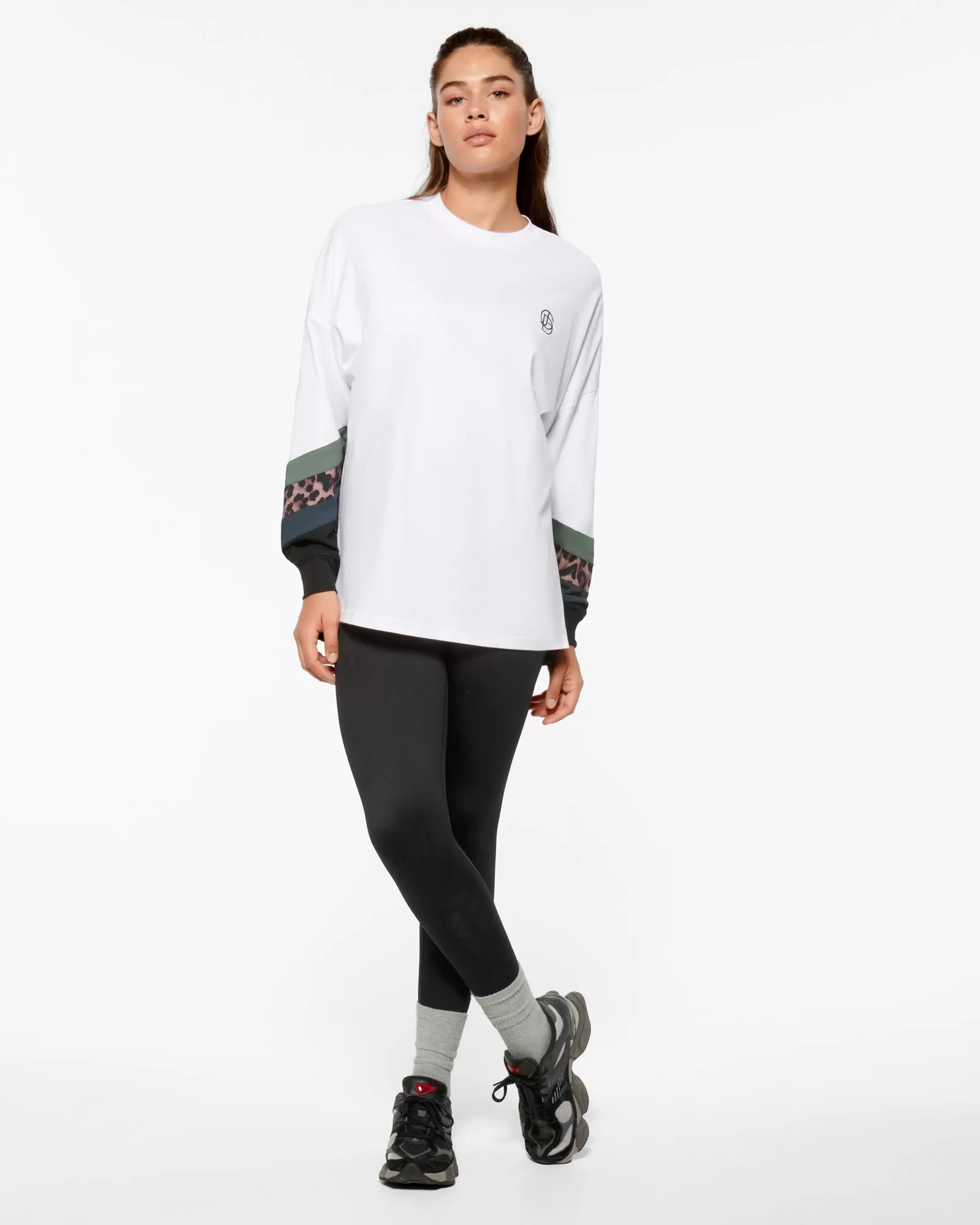 NEVADO OVERSIZED LONG SLEEVE TEE