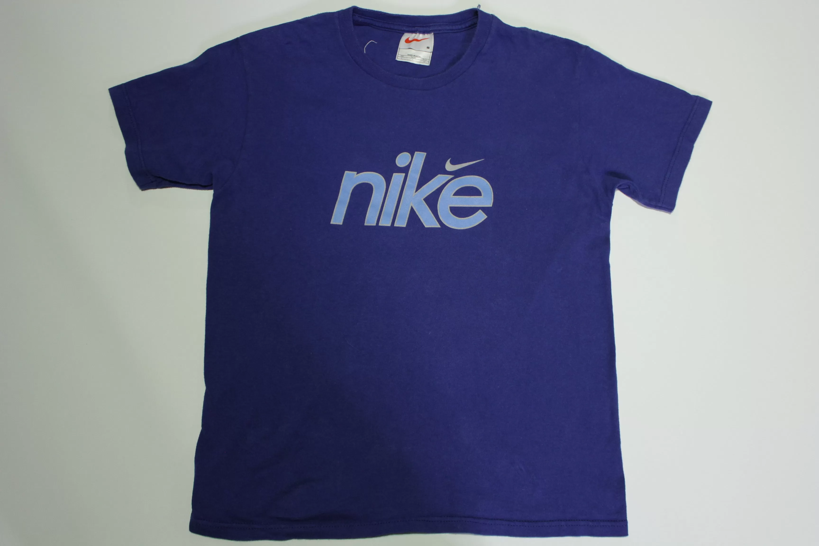 Nike Basic Swoosh Vintage 90's Essential Spellout T-Shirt