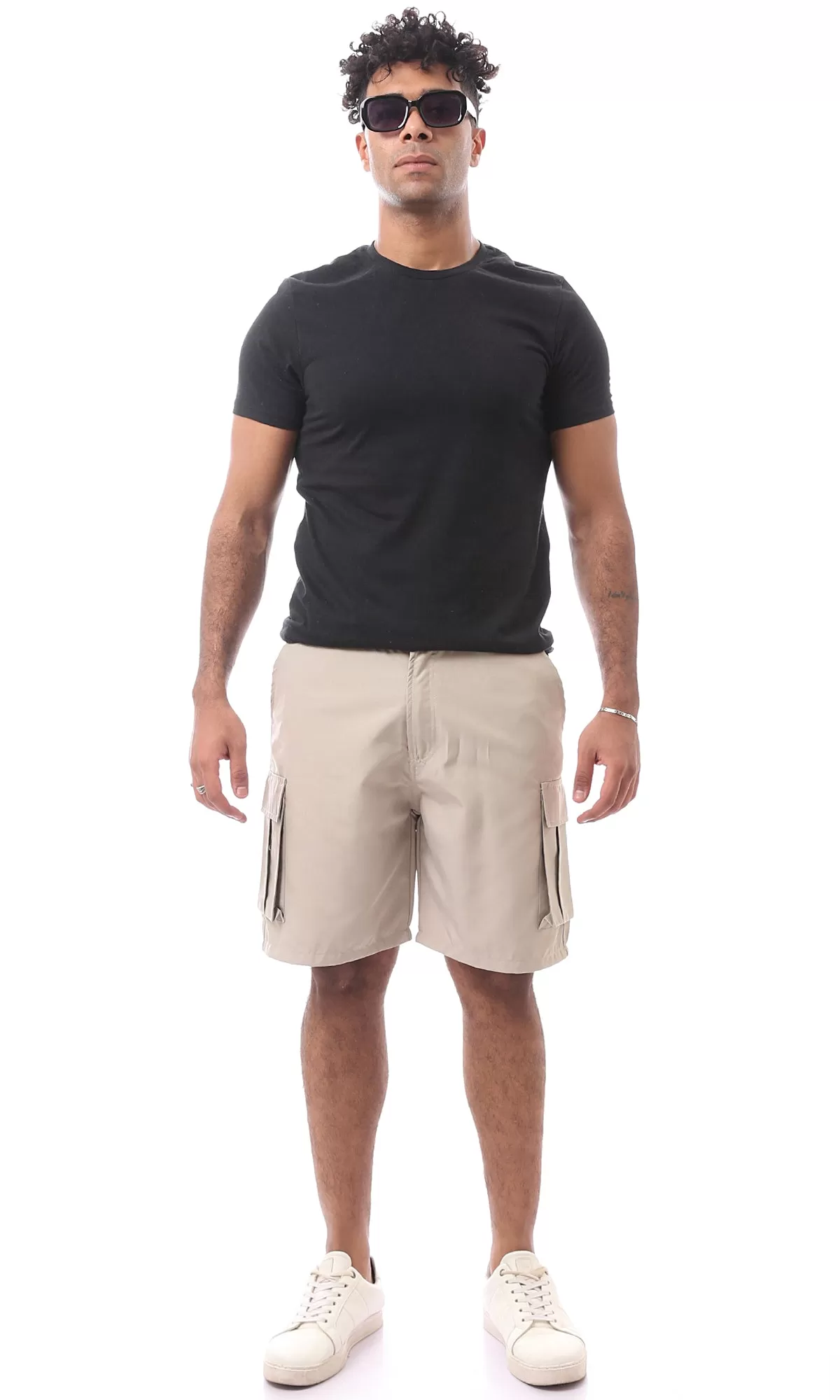 O167945 Men Shorts