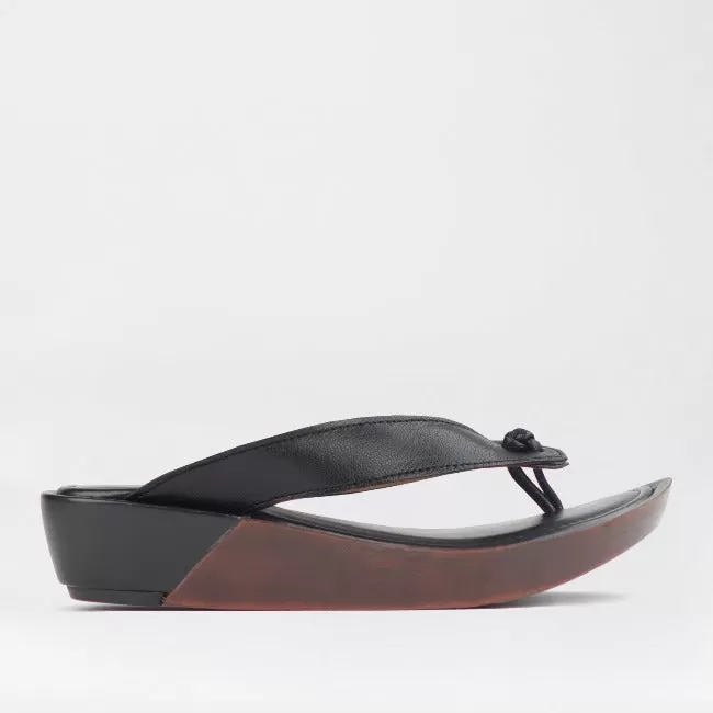 Rox Thong Sandal in Black - 10737