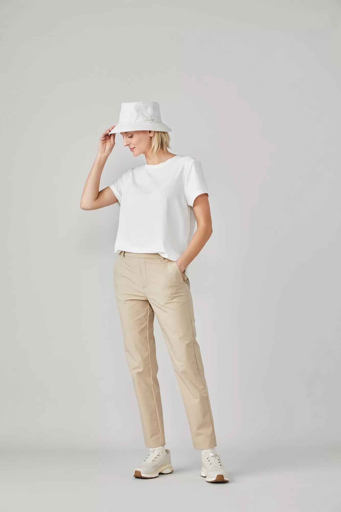 Tech Stretch Crop Pant