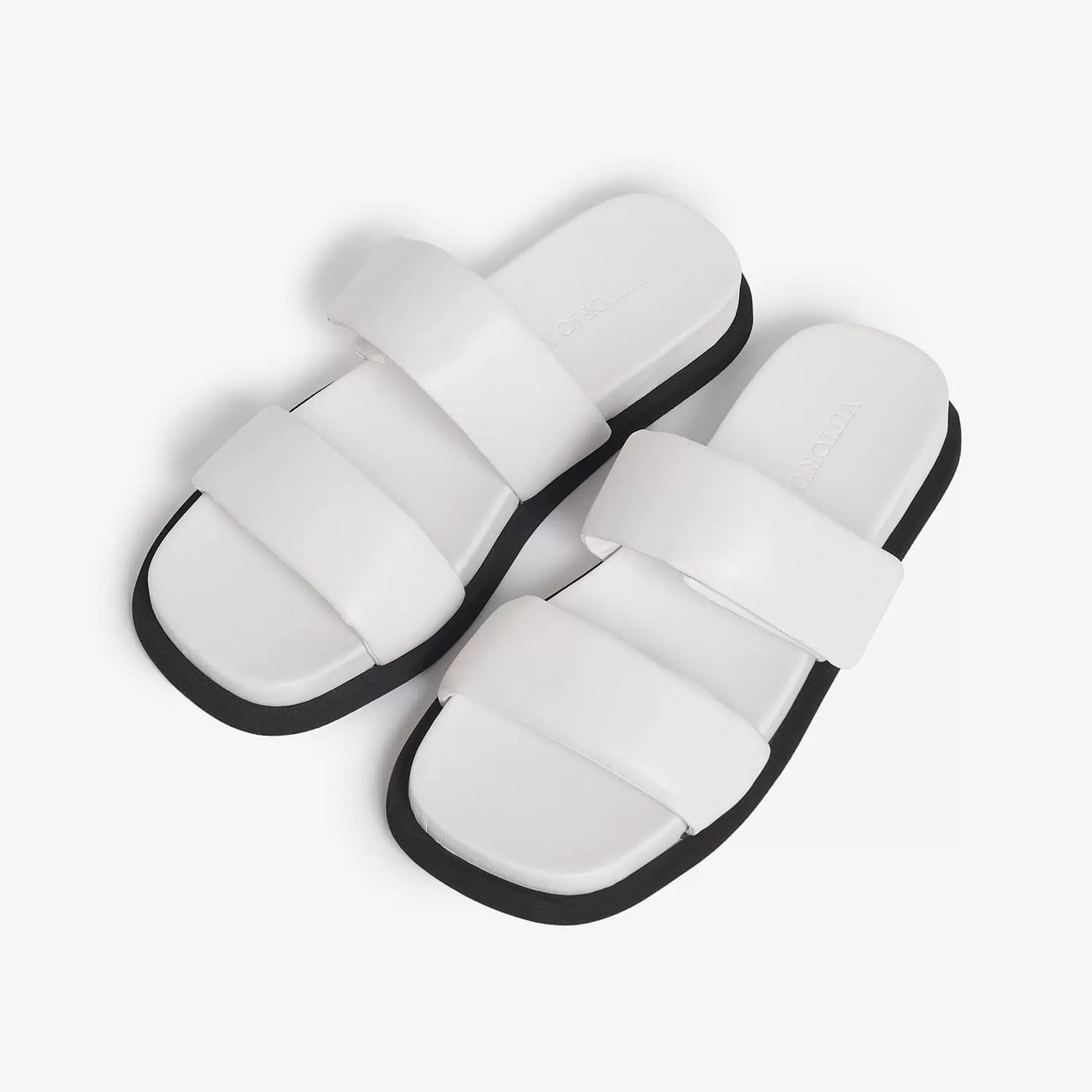 Women's leather slider sandal