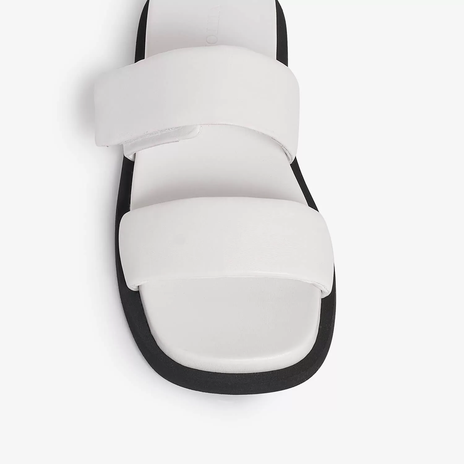 Women's leather slider sandal